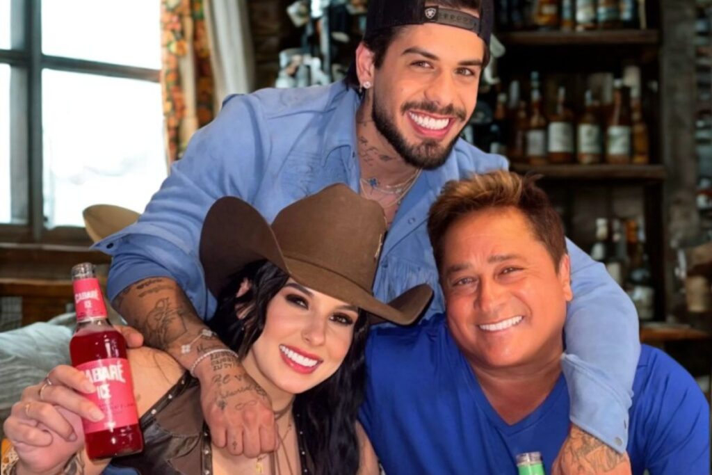 Ana Castela entre Zé Felipe e Leonardo em momento descontraído que gerou especulações sobre romance entre os cantores sertanejos